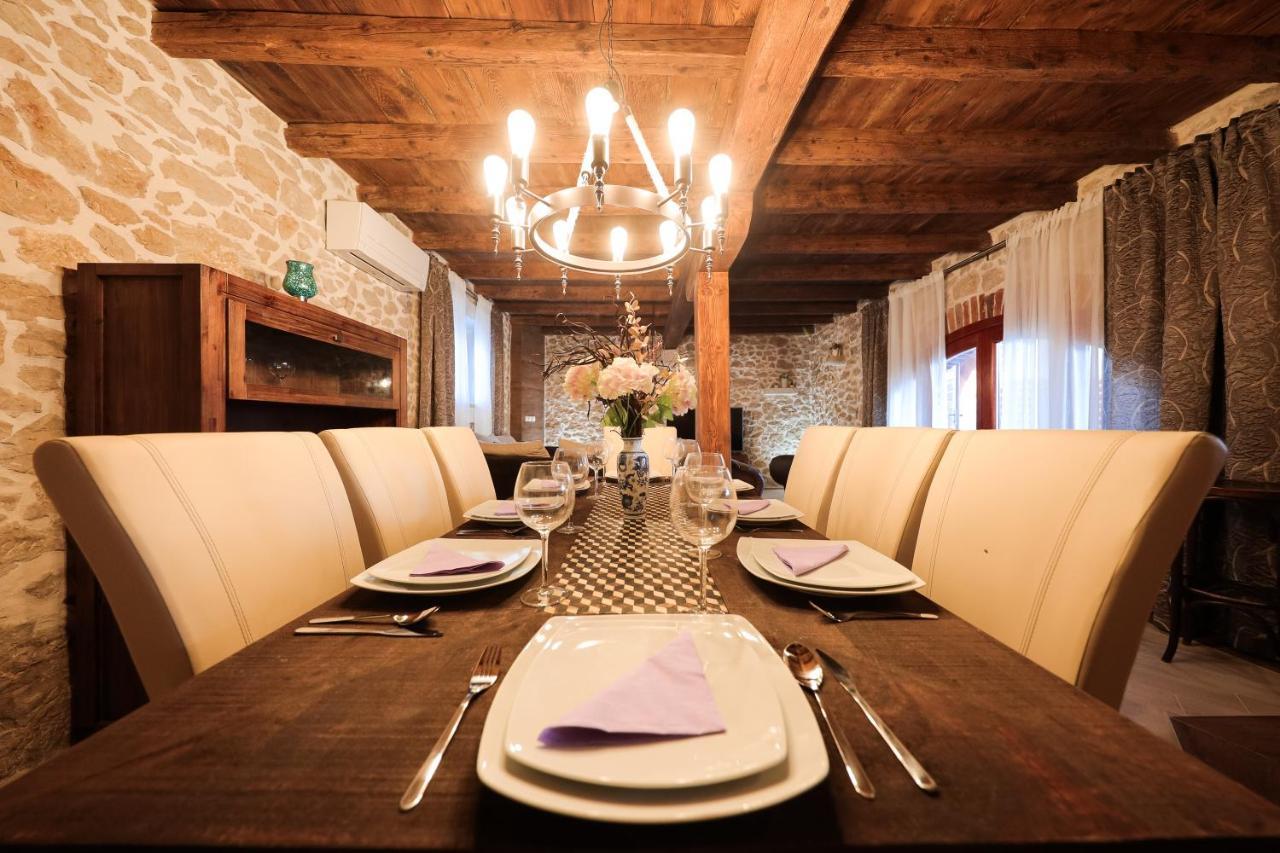 Holiday Home Mare Petrcane Ngoại thất bức ảnh