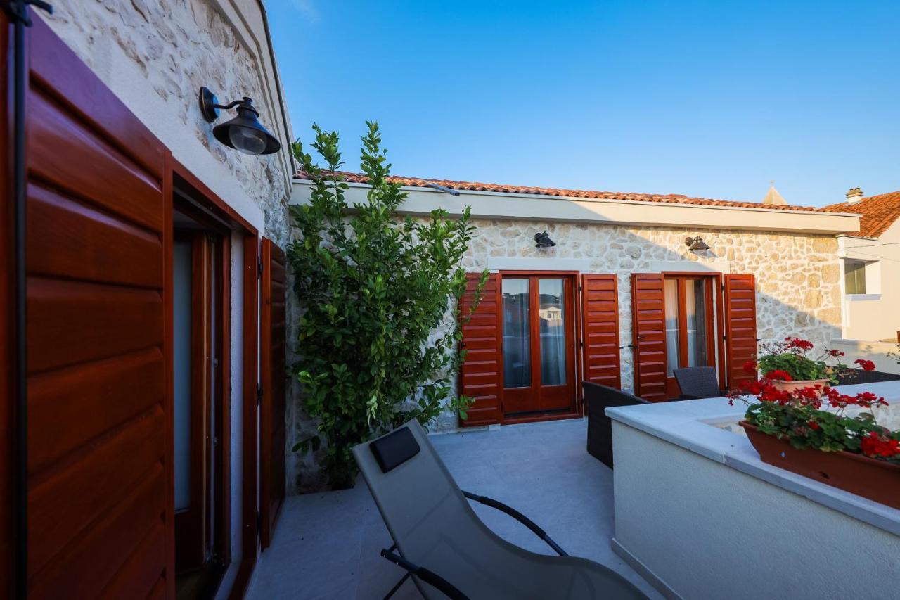 Holiday Home Mare Petrcane Ngoại thất bức ảnh