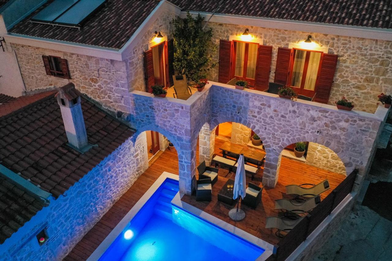 Holiday Home Mare Petrcane Ngoại thất bức ảnh