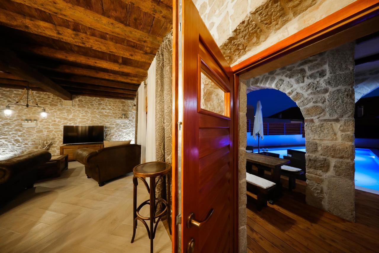 Holiday Home Mare Petrcane Ngoại thất bức ảnh