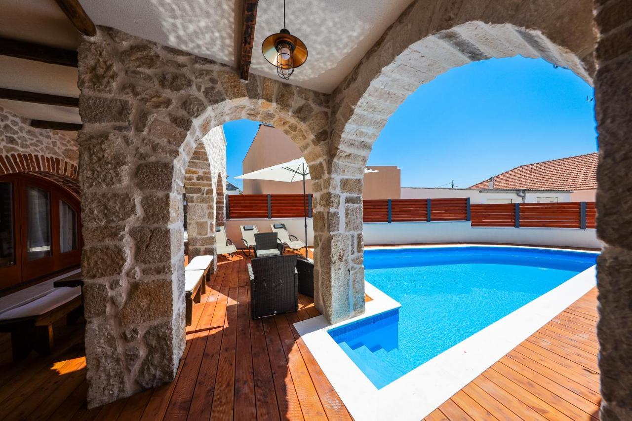 Holiday Home Mare Petrcane Ngoại thất bức ảnh